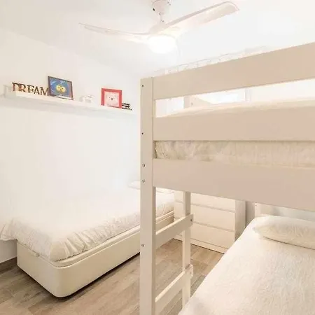Miramar Junto Al Recinto Ferial De Apartment