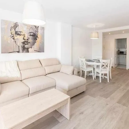 Miramar Junto Al Recinto Ferial De * 푸엔히롤라